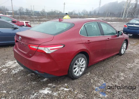 2020 Toyota Camry Le из США, поврежденный, VIN 4T1C11AK4LU980308